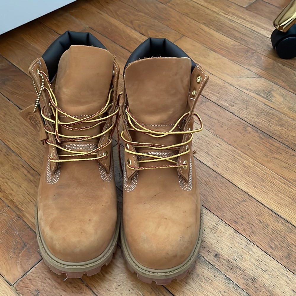 Timberlands - image 3